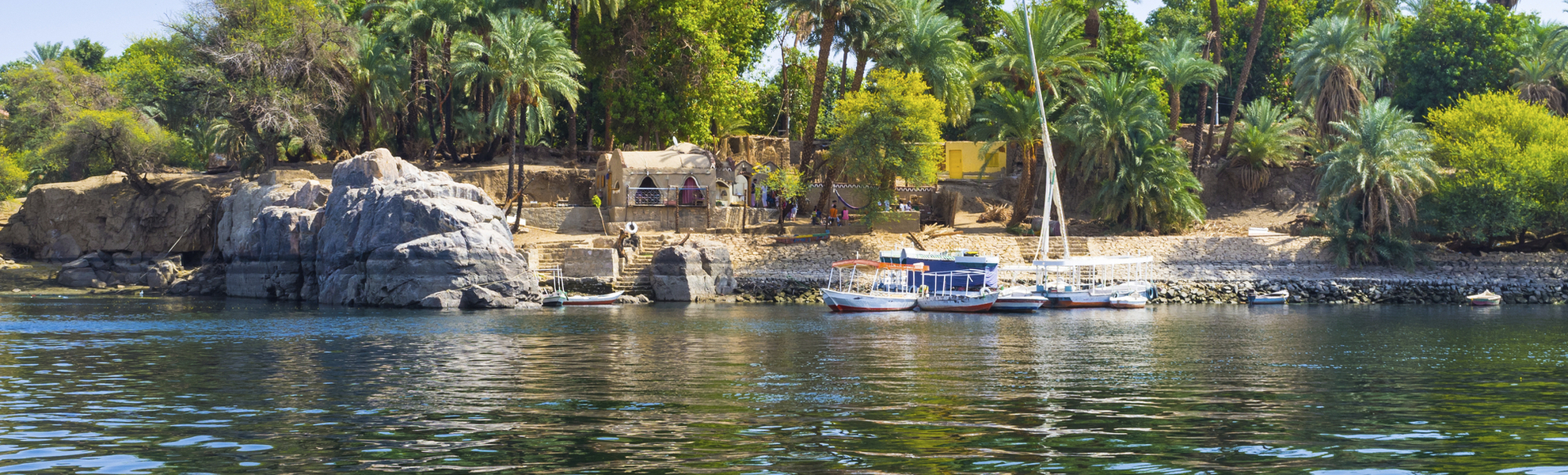 Blick vom Nil auf die Kitchener-Insel in Ägypten