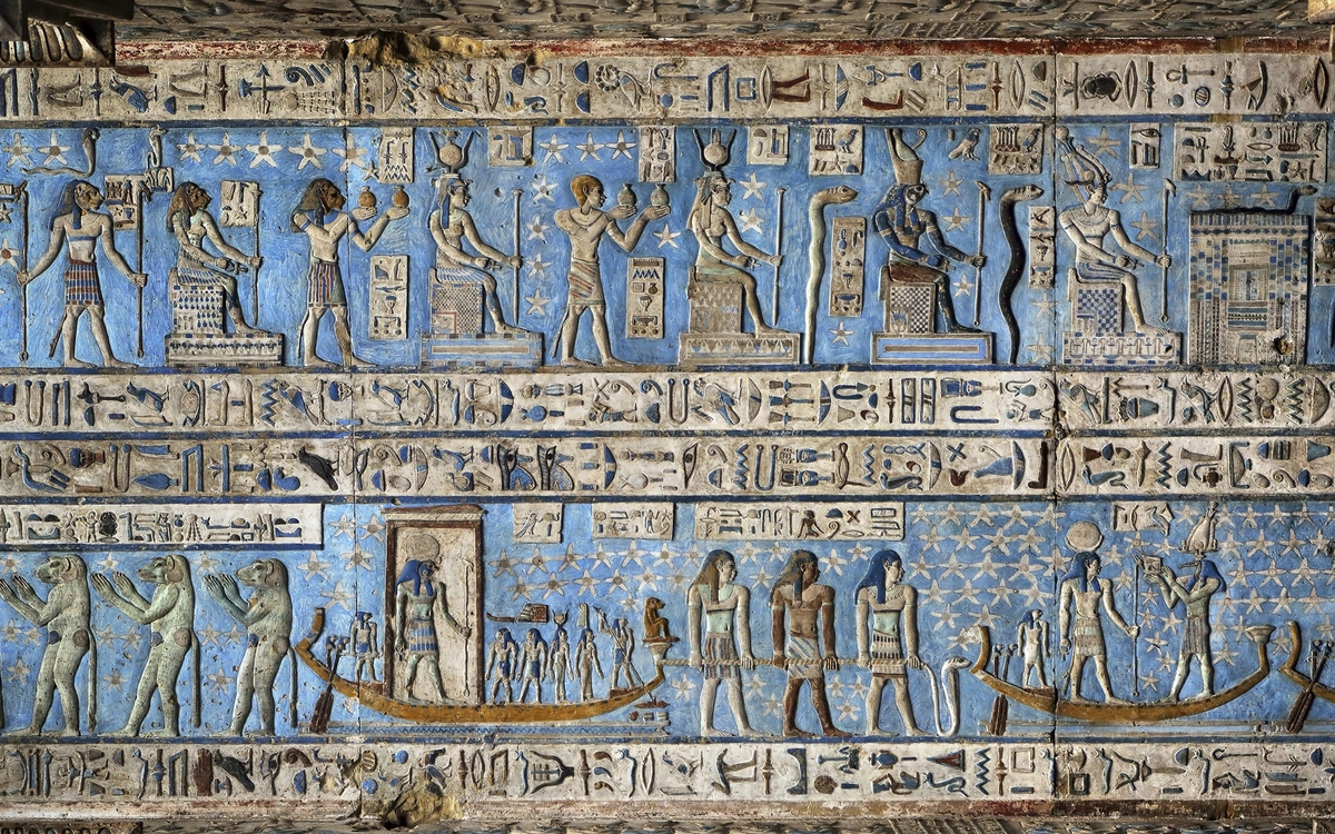 Wandmalerei im Tempel von Dendera in Ägypten