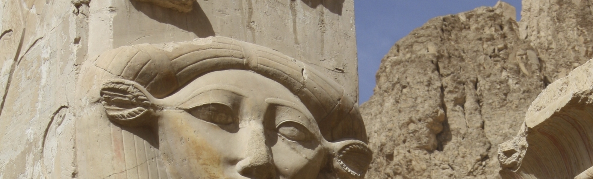 Hathor Statue im Tempel von Dendera in Ägypten