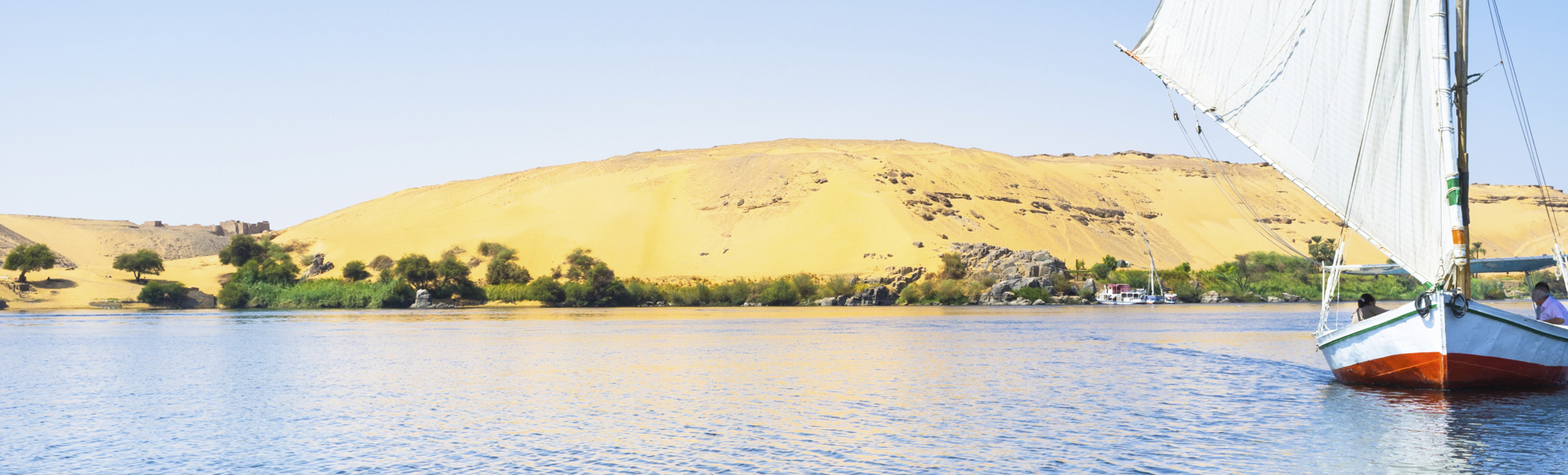 Feluke auf dem Nil vor Assuan in Ägypten