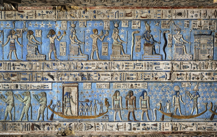 Wandmalerei im Tempel von Dendera in Ägypten