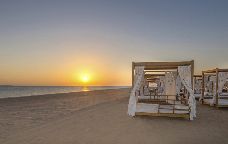 Strand am Hotel Baron Palace Sahl Hasheesh in Hurghada, Ägypten