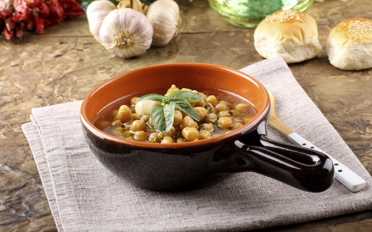 Orientalische Kichererbsensuppe