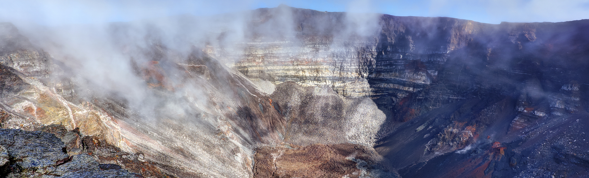 Der Dolmieu Krater auf La Réunion