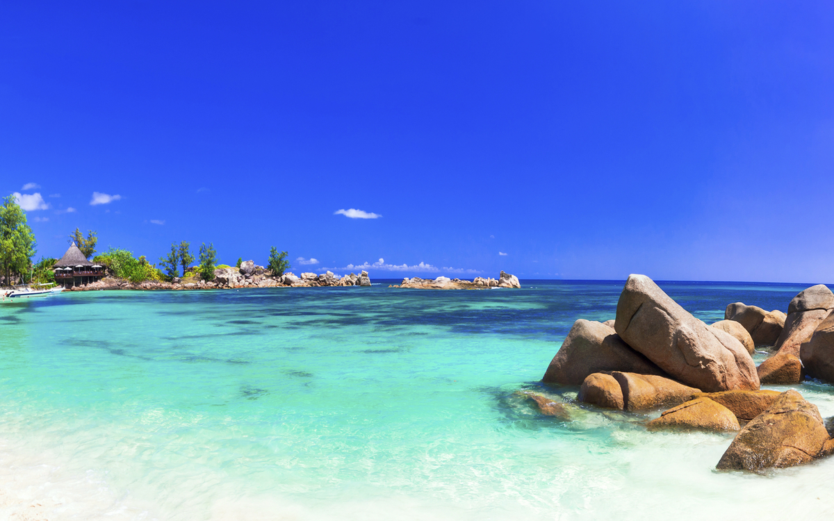 Bucht in Praslin, Seychellen