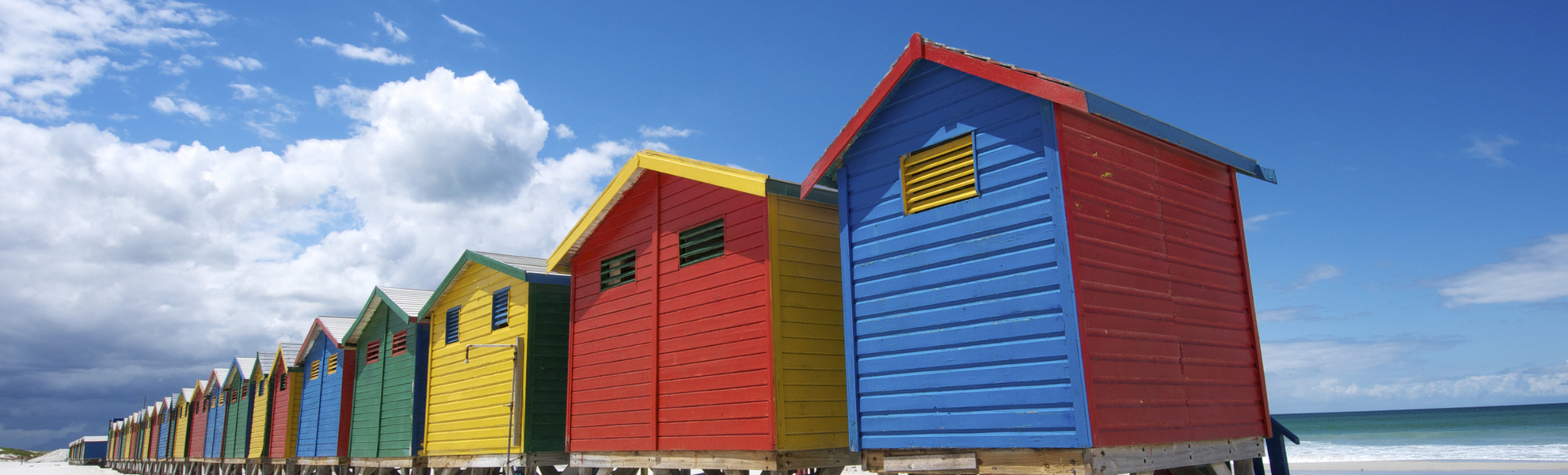 Strandhäuser am Strand von Kapstadt, Südafrika