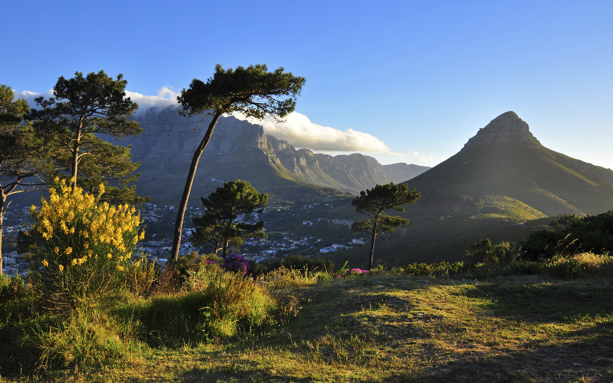 Tafelberg und Löwenkopf in Kapstadt, Südafrika