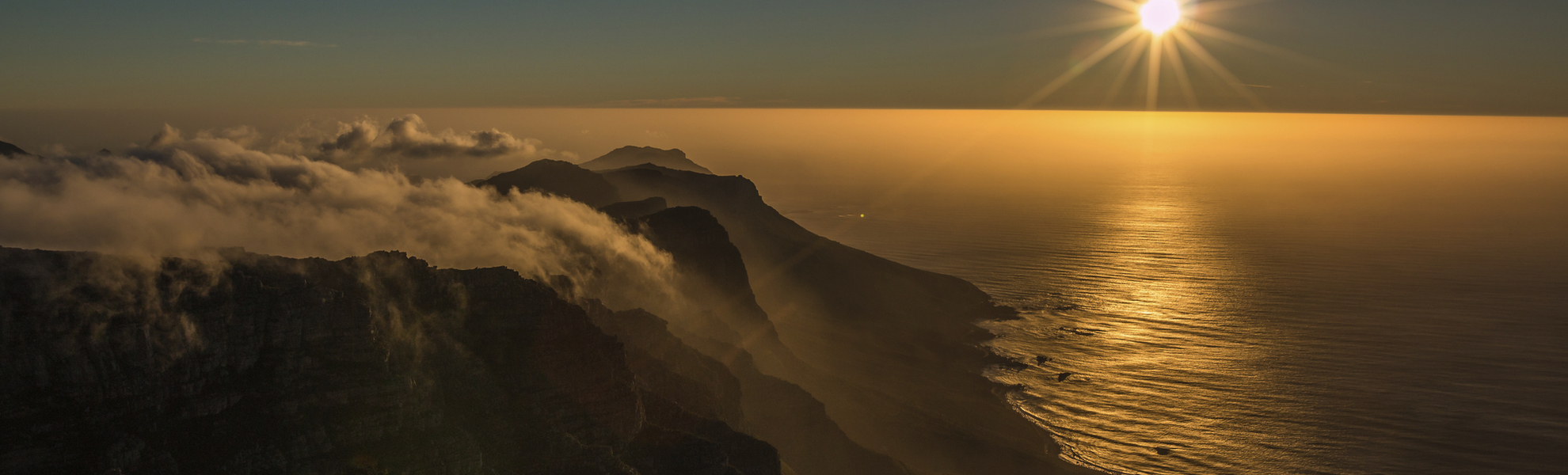 Sonnenuntergang in Kapstadt, Südafrika