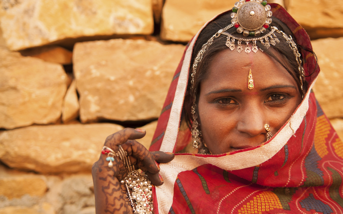 traditionell gekleidete Inderin