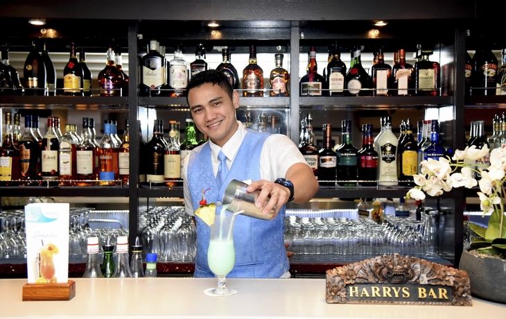 Harry's Bar auf der MS Amadea nach der Werft