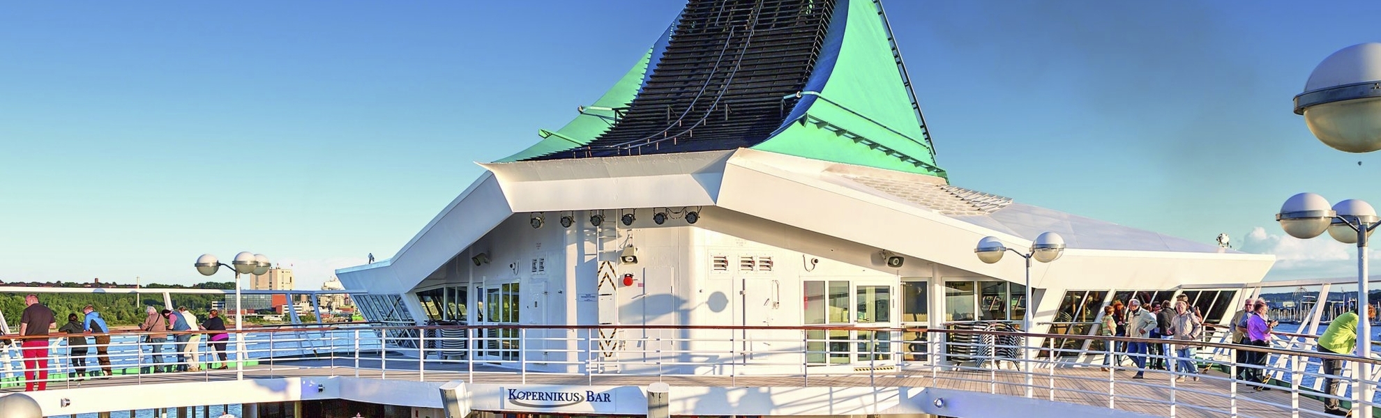 Kopernikus Bar auf MS Artania