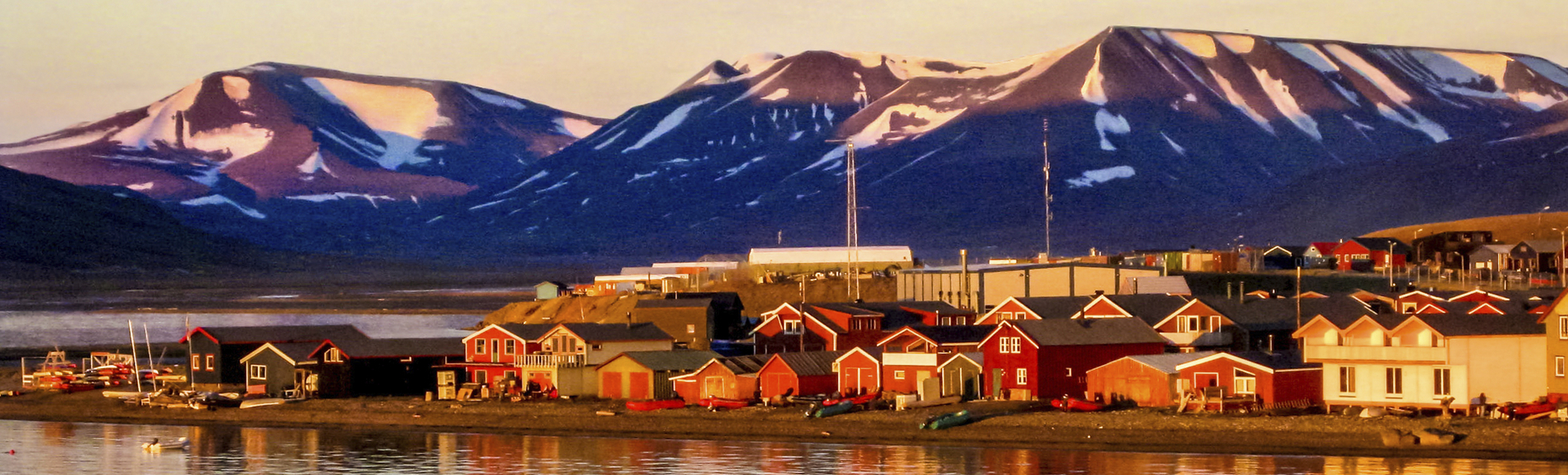 Longyearbyen, das Verwaltungszentrum von Spitzbergen