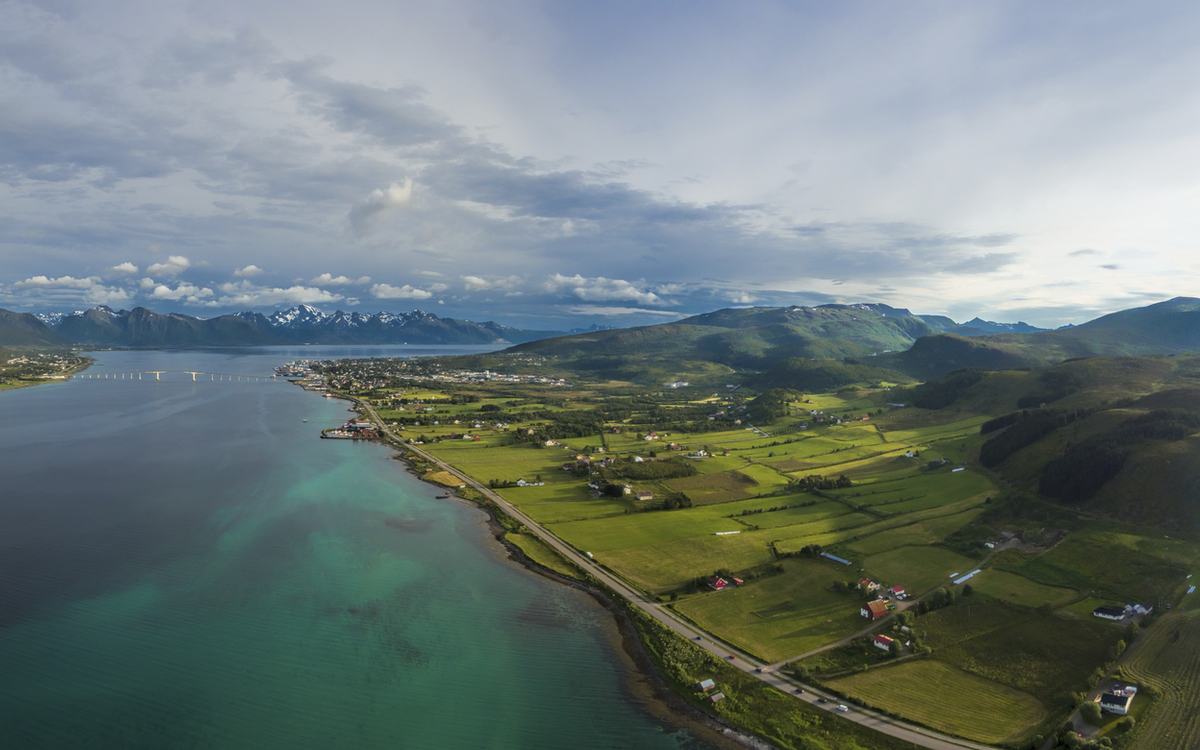 Luftaufnahme von den Vesteralen Inseln, Norwegen