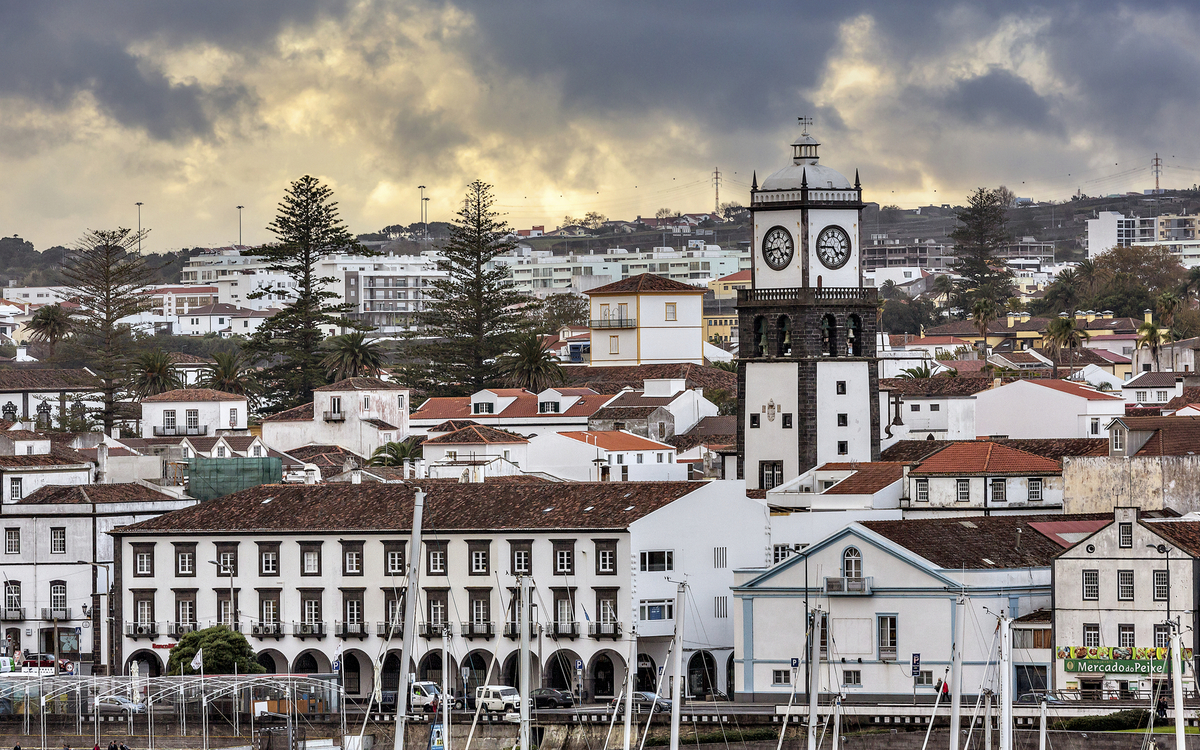 Skyline von Ponta Delgada, Portugal