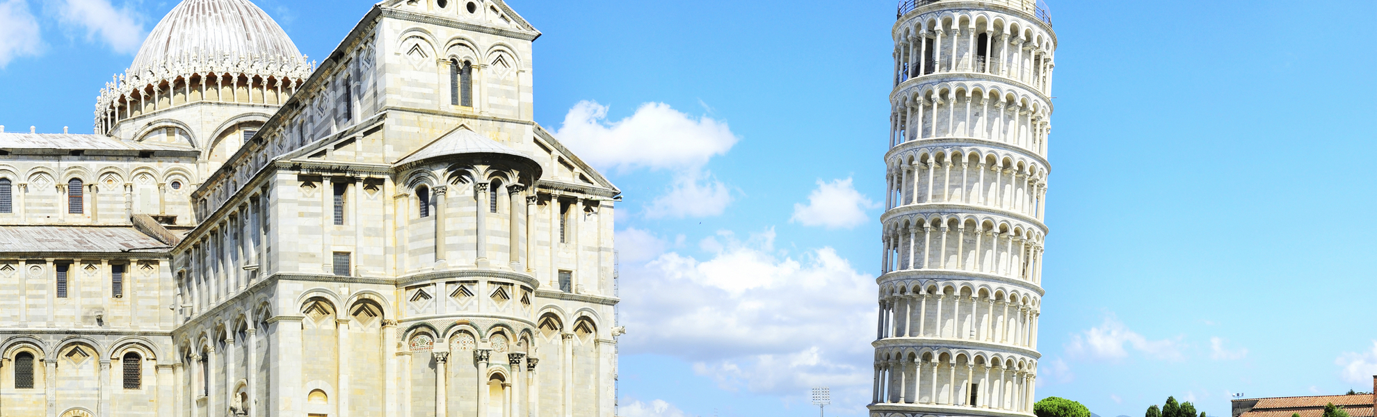 Das Wahrzeichen von Pisa: der schiefe Turm und der Dom, Italien