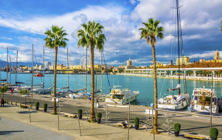 Kleiner Hafen in Málaga, Spanien