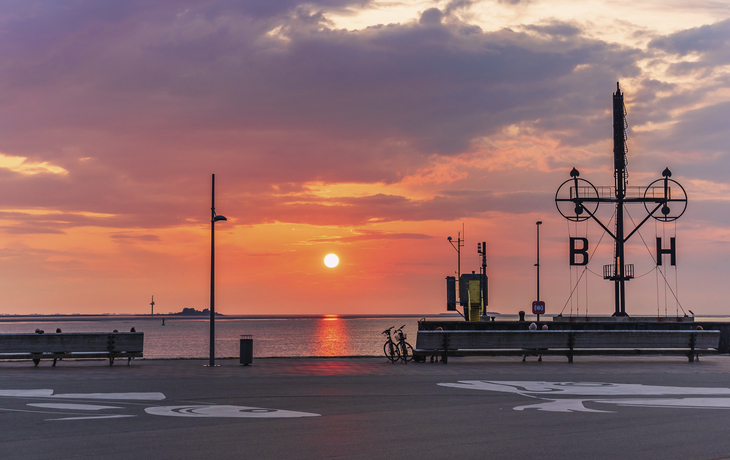 Sonnenuntergang im Bremerhaven, Deutschland