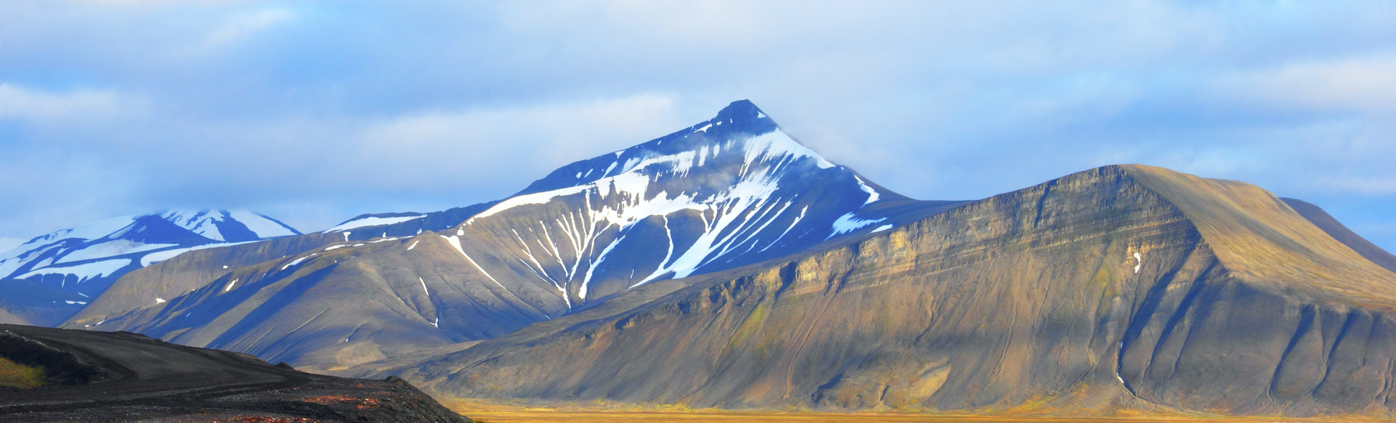 Bergpanorama in Barentsburg, Spitzbergen