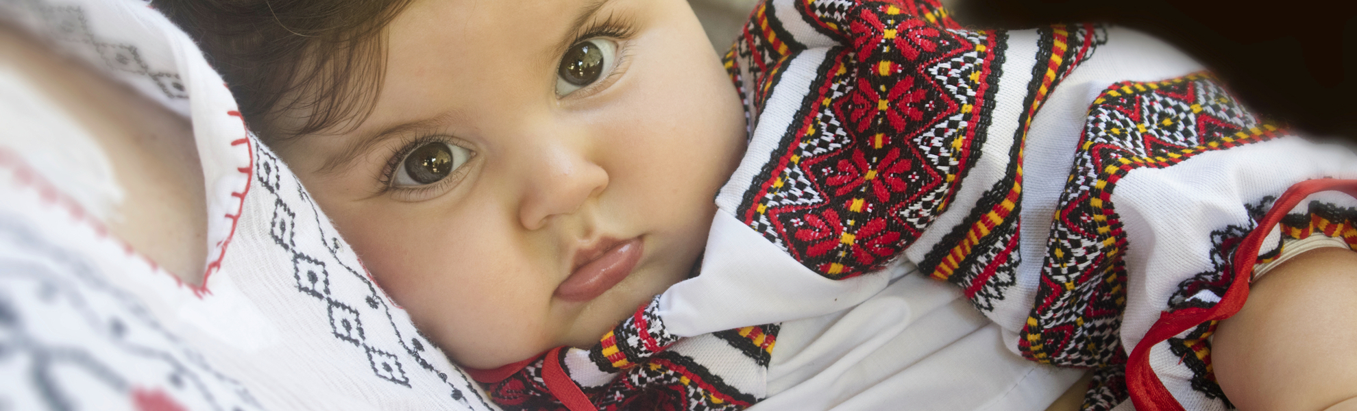 Kind in Landestypischer Tracht