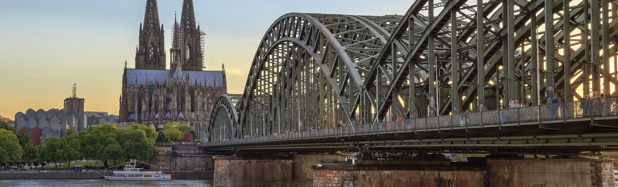 Hohenzollernbruecke in Koeln, Deutschland