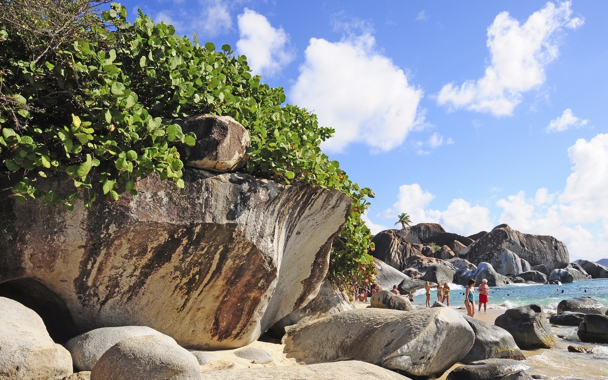 Strand auf Virgin Gorda, Britische Jungferninseln