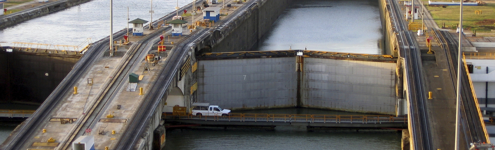 Blick auf die Miraflores Schleuse im Panama Kanal, Panama