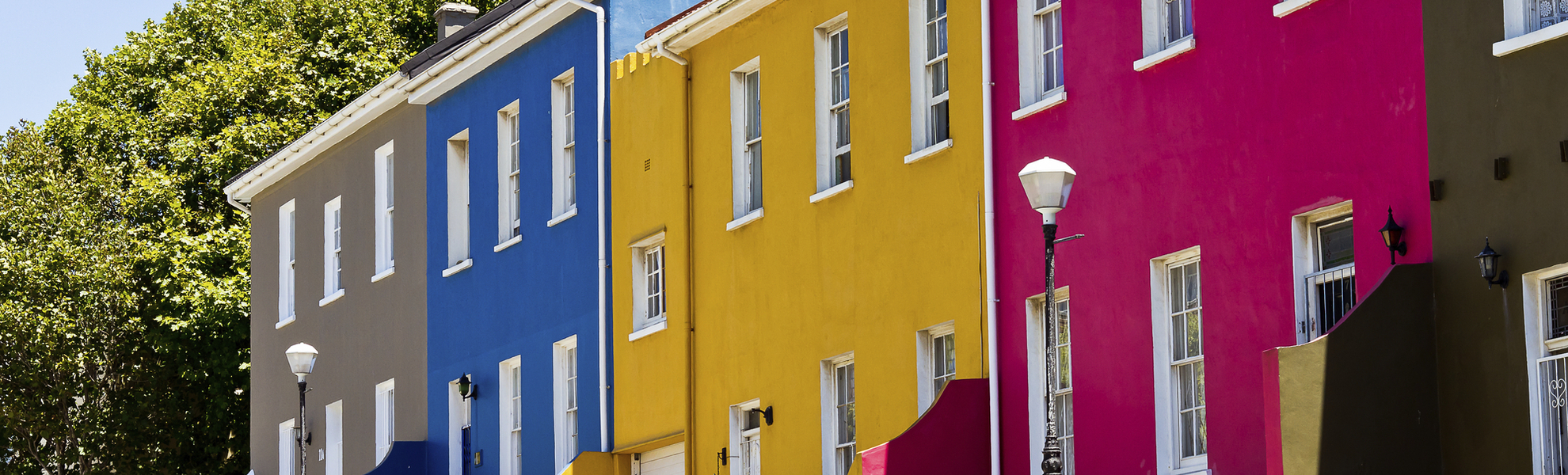 bunte Häuser in Port Elizabeth, Südafrika