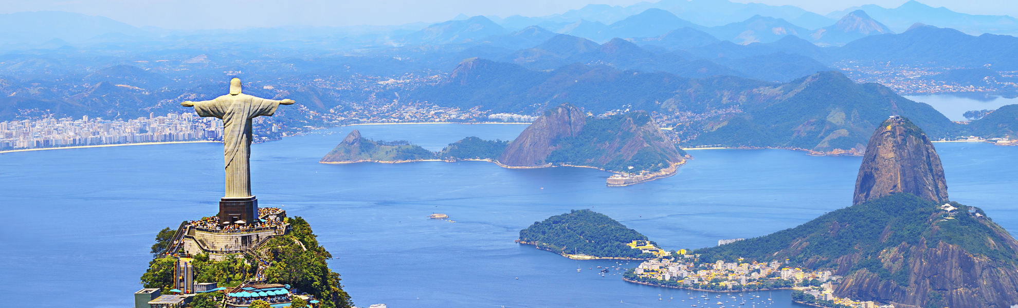 Luftansicht der Christusstatue in Rio de Janeiro, Brasilien