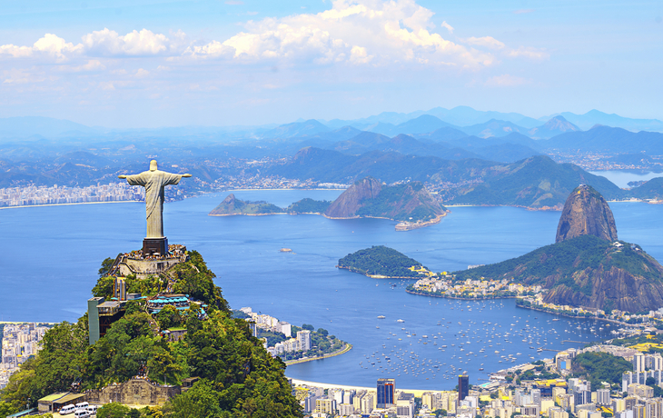 Luftansicht der Christusstatue in Rio de Janeiro, Brasilien