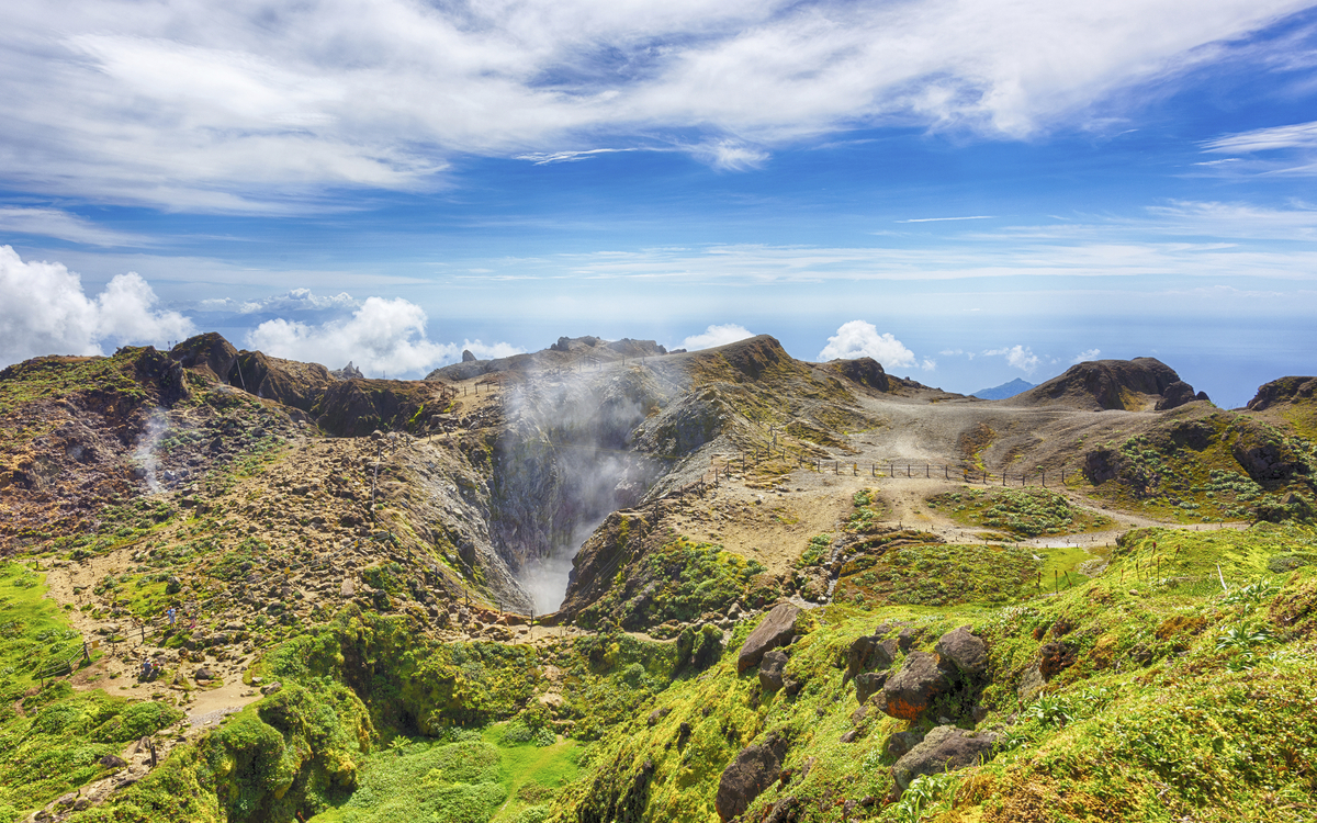 Krater von Soufrière auf St. Lucia, Karibik