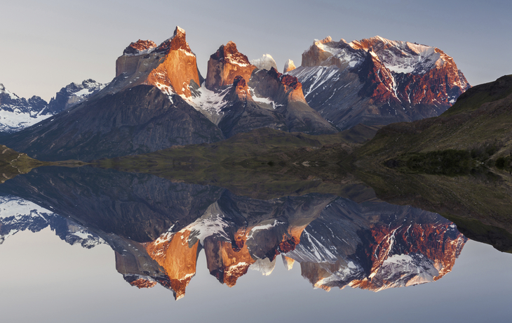 Nationalpark Torres del Paine im Sonnenuntergang, Chile