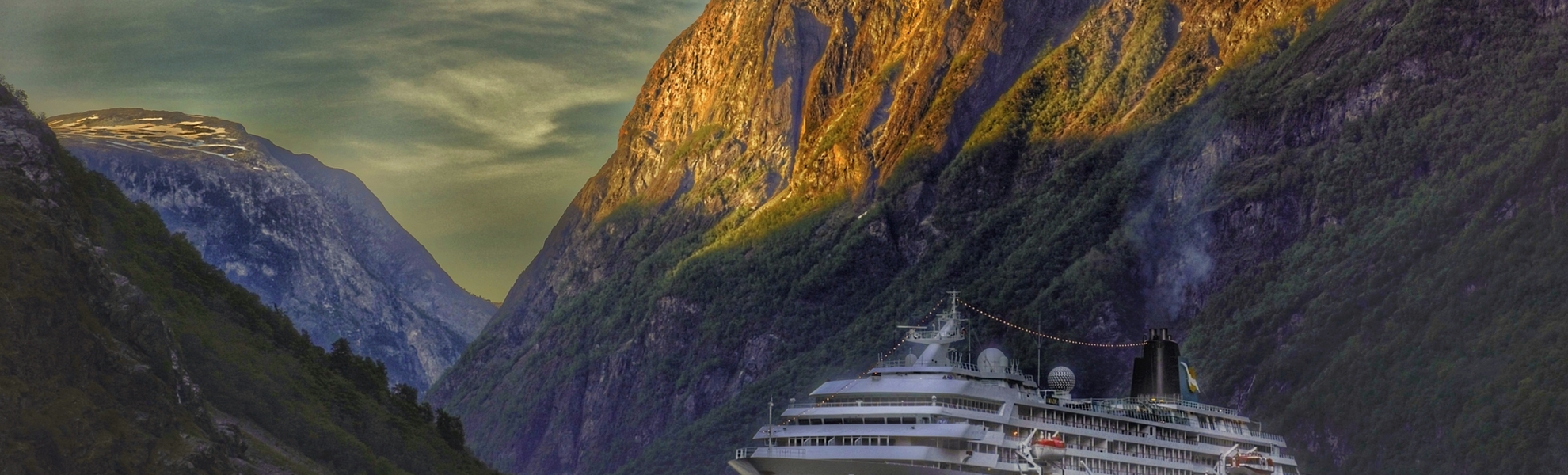 MS Amadea im Aurlandsfjord