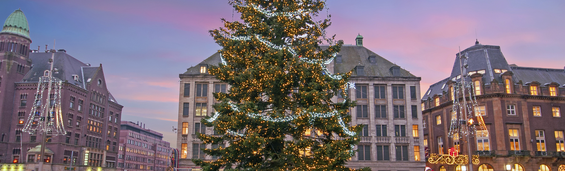Weihnachtlicher Damplatz von Amsterdam, Niederlande
