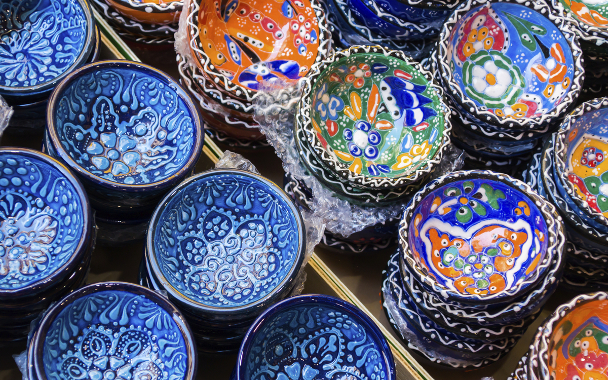 Traditionelles Porzellan von Kreta