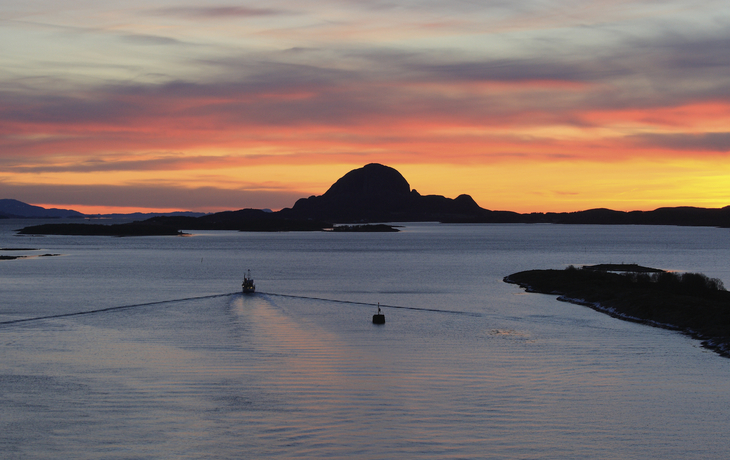 Sonnenaufgang im atlantischen Ozean, Norwegen