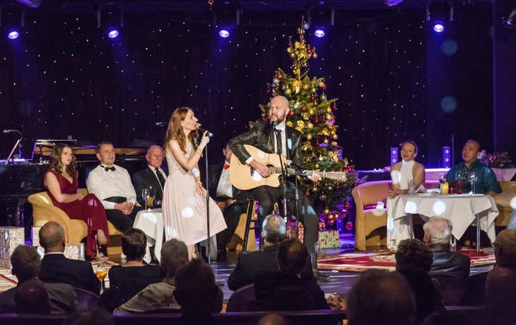 MS Amera, Atlantik Show-Lounge