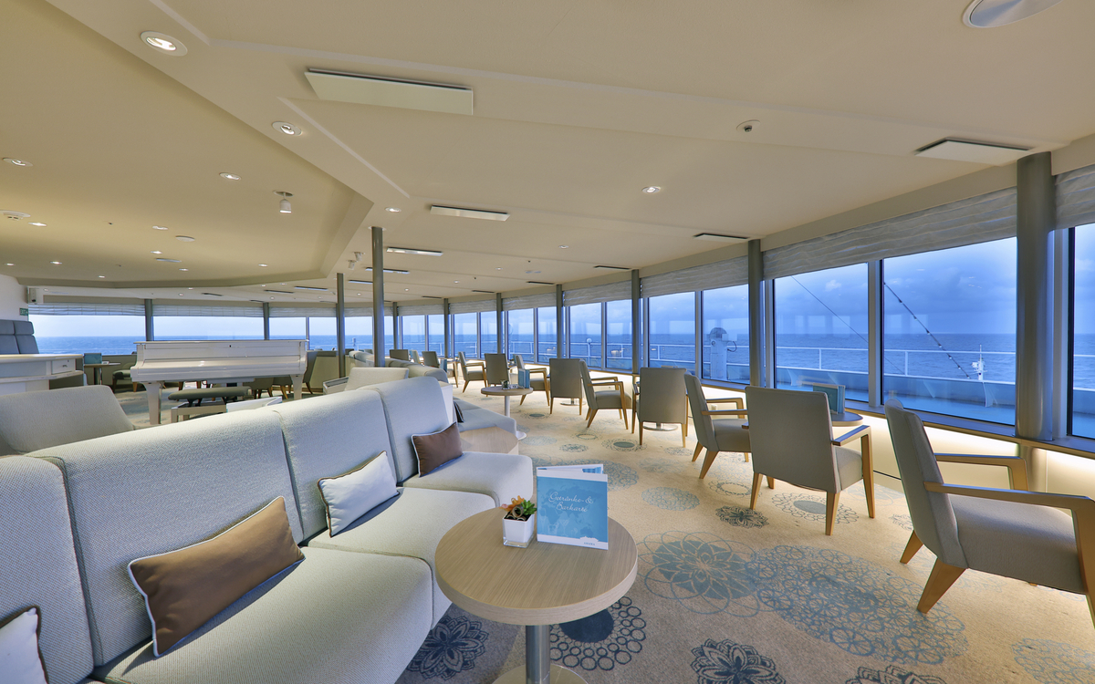 MS Amadea, Vista Lounge