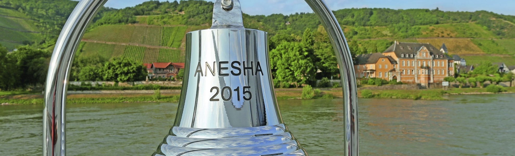 Schiffsglocke der MS Anesha