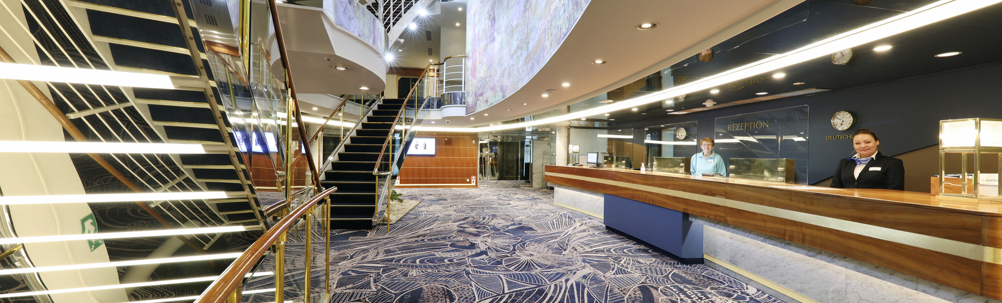 MS Amadea, Rezeption/Foyer