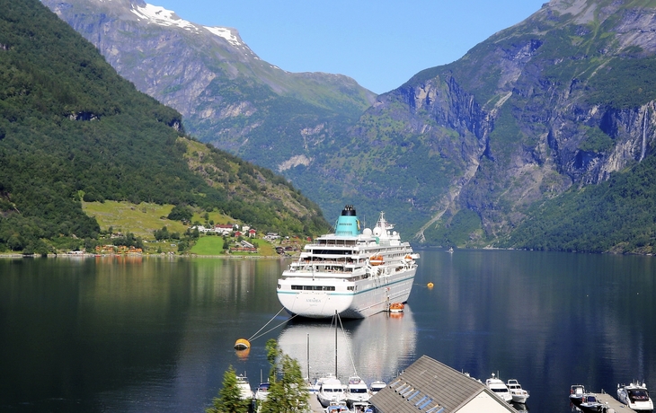 MS Amadea Geiranger Fjord