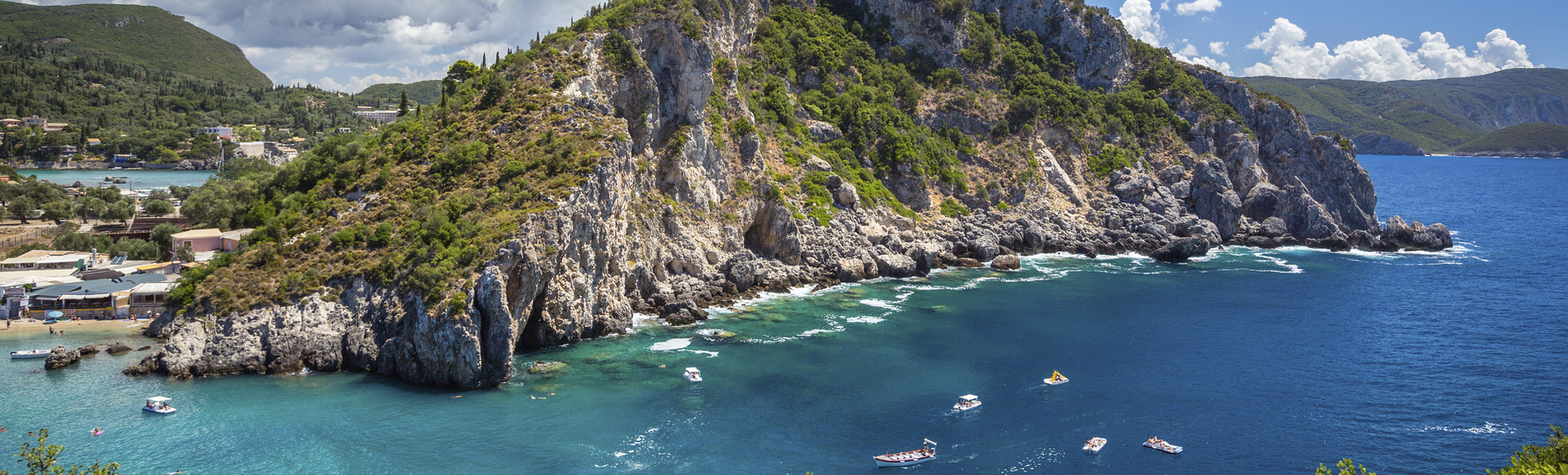 Bucht von Paleokastritsa auf Korfu, Griechenland