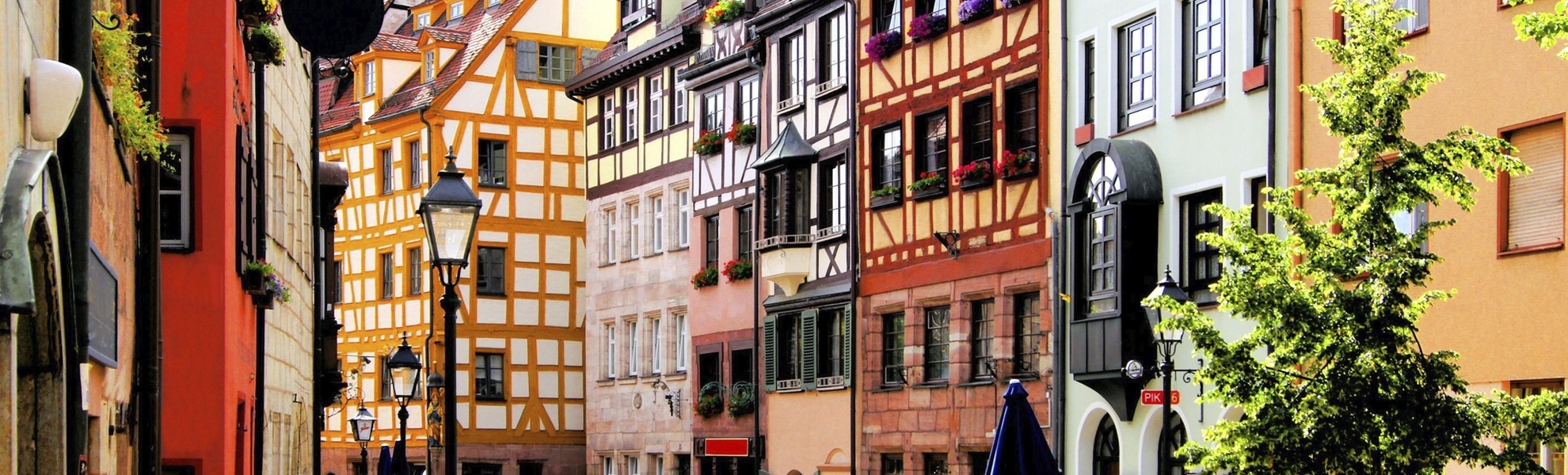Farbenfrohe Fachwerkhäuser in Nürnberg, Deutschland