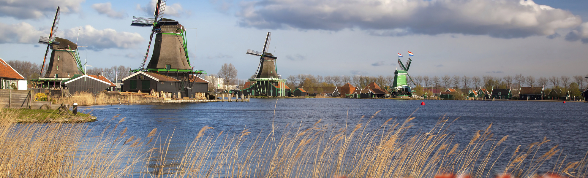Windmühlen am Kanal