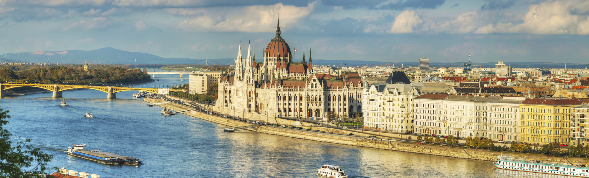 Budapest an der Donau, Ungarn