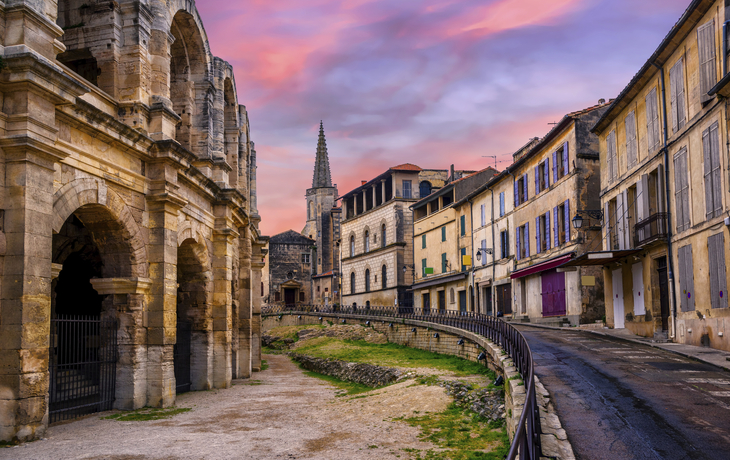 Gasse in Arles, Frankreich