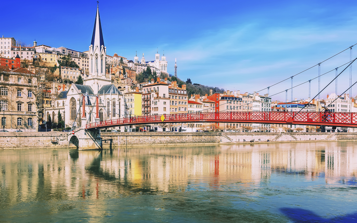 Bruecke in Saint Georges, Frankreich