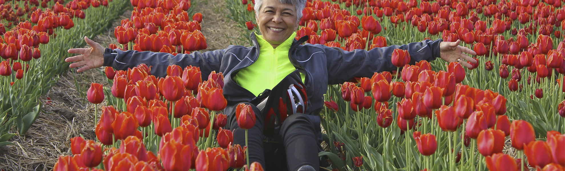 Touristin im Tulpenfeld
