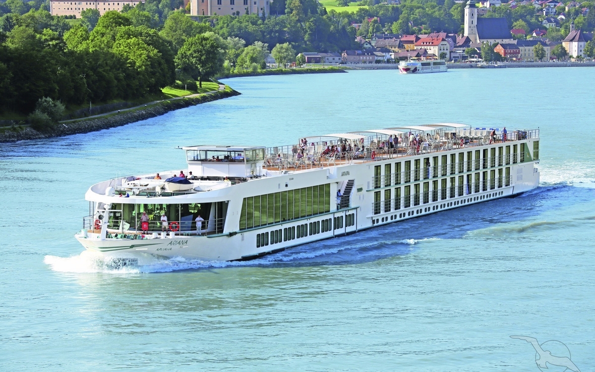 Flussschiff Ariana