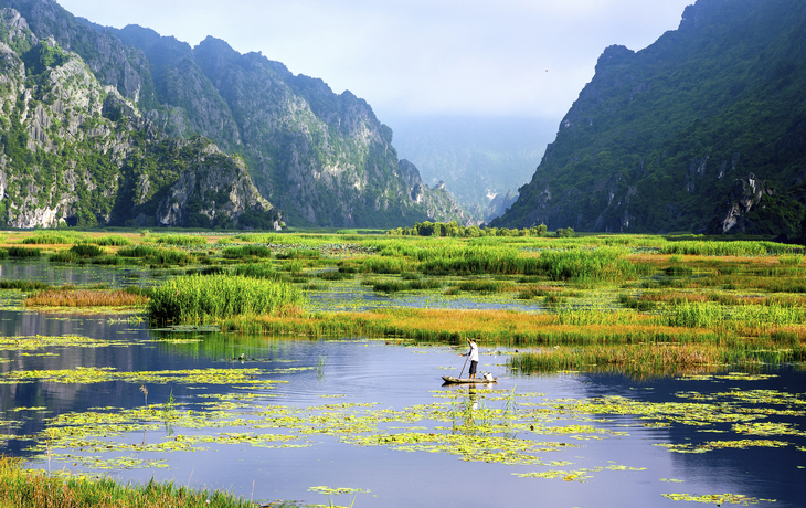 malerischer See in Vietnam