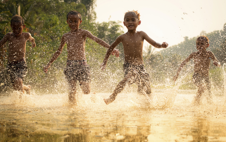Kinder am spielen, Vietnam